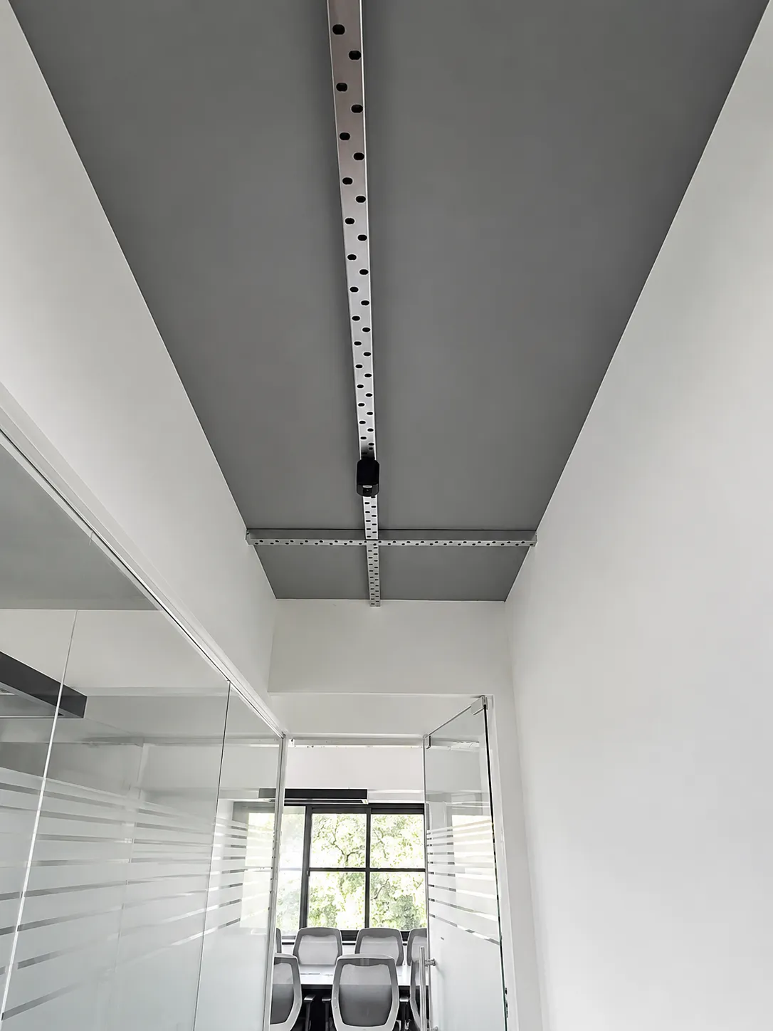 RC Workspace project — office-boardroom