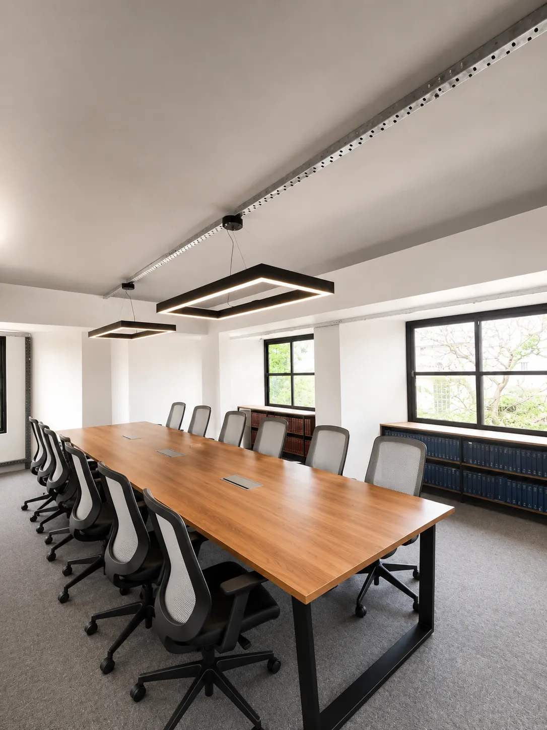 RC Workspace project — office-boardroom